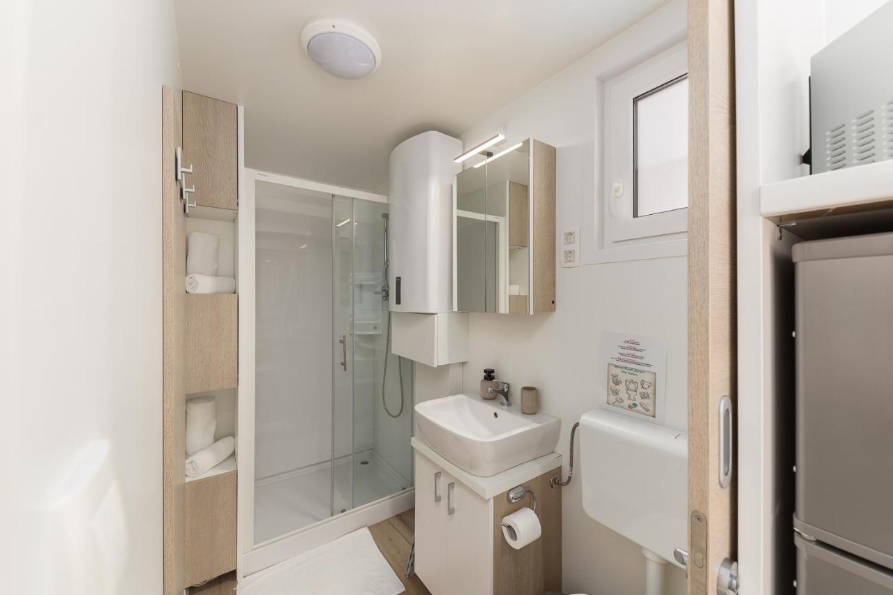 Floating Sea House Gong Apartment Порторож Екстериор снимка